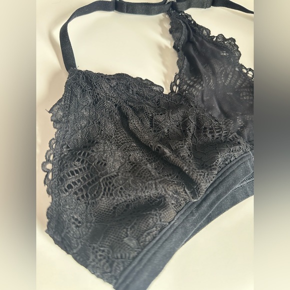 Front-close Bralette - Picture 2 of 7